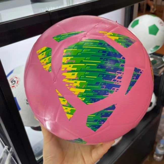 Size 4 Rubber And Pvc Machine Stitching Bouncy Soccer Balls Footballs Size 4 Rubber And Pvc Machine Stitching Bouncy Soccer Balls Footballs